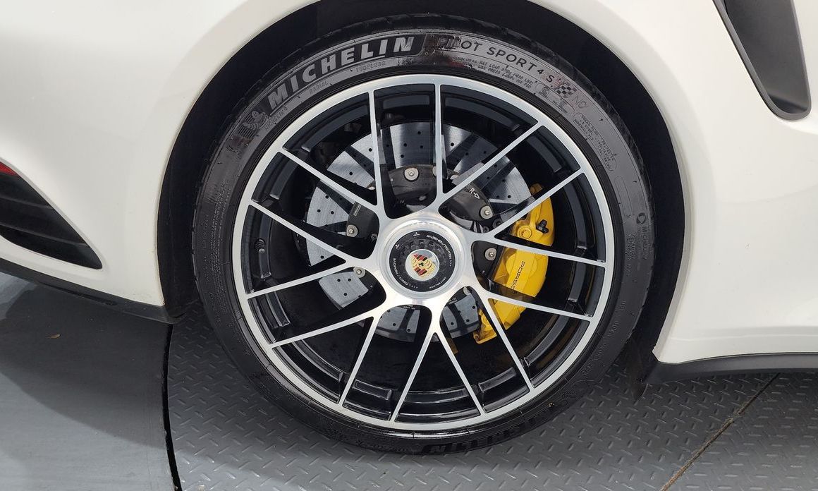 Porsche 911 2019