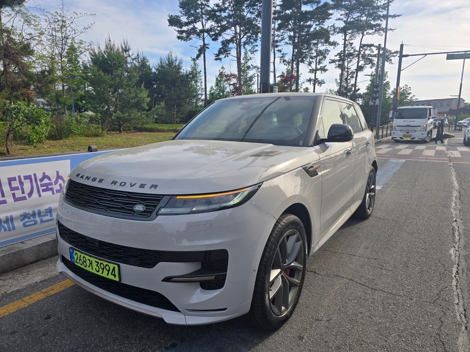 Land Rover Range Rover Sport 2026