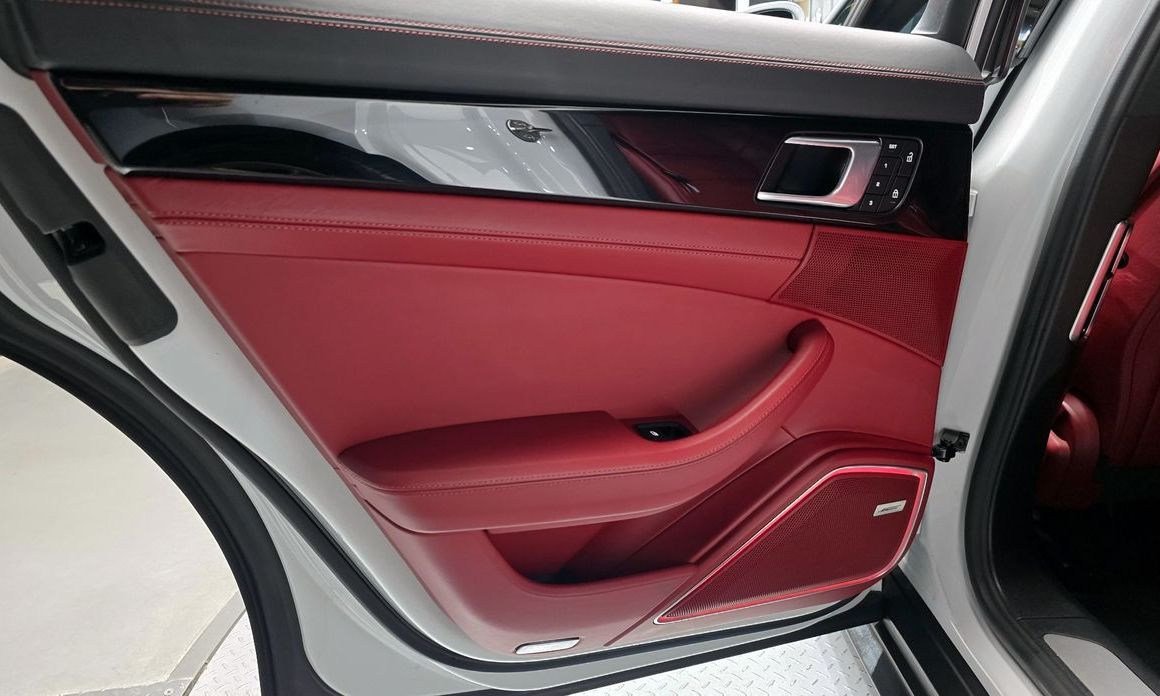 Porsche Panamera 2022