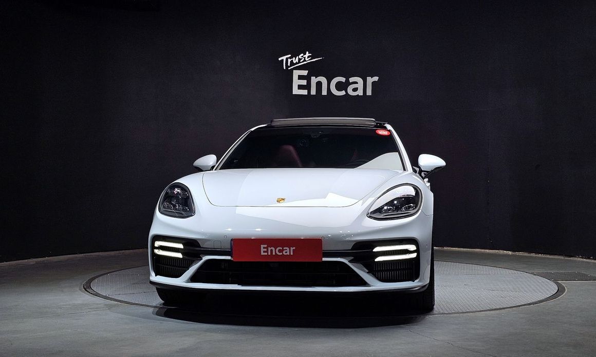 Porsche Panamera 2022