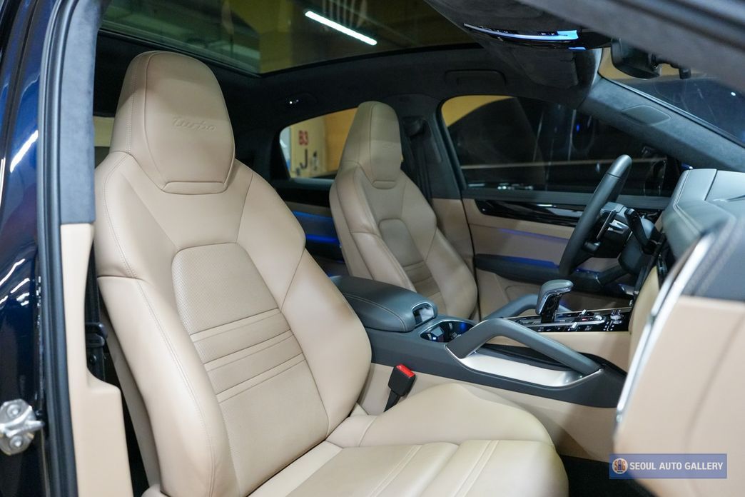 Porsche Cayenne 2021