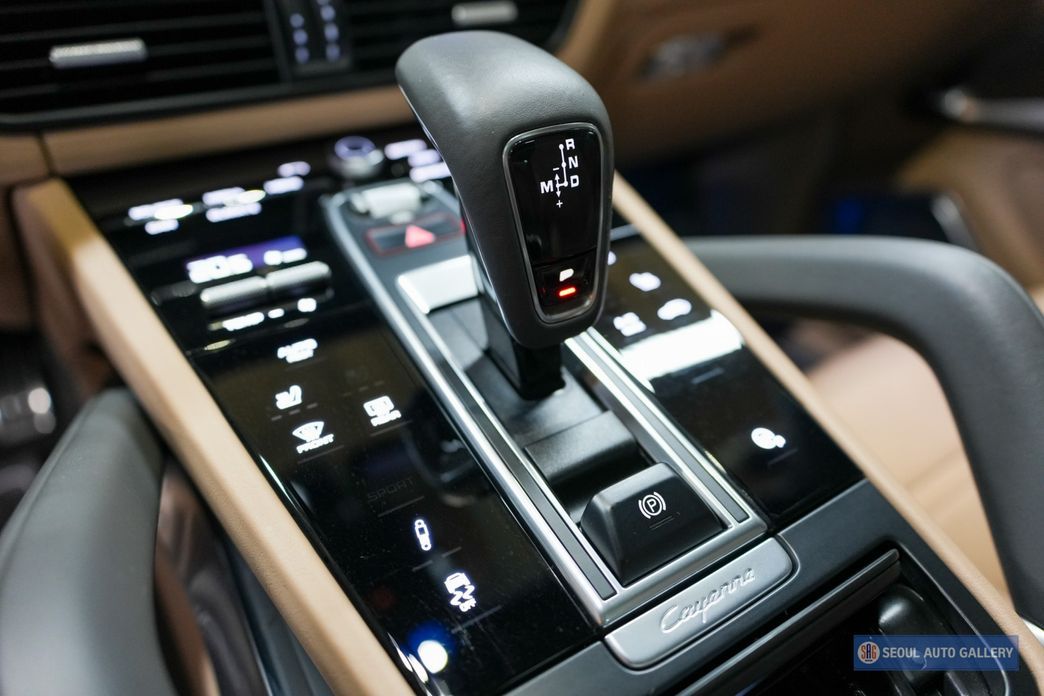 Porsche Cayenne 2021
