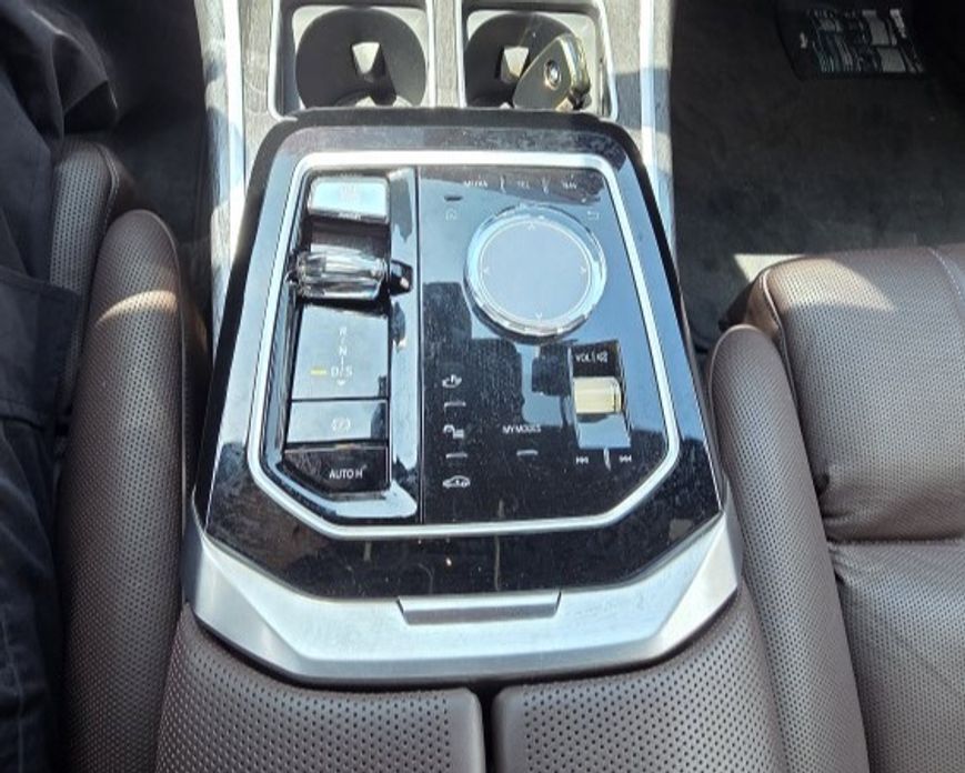 BMW 7-Series 2023