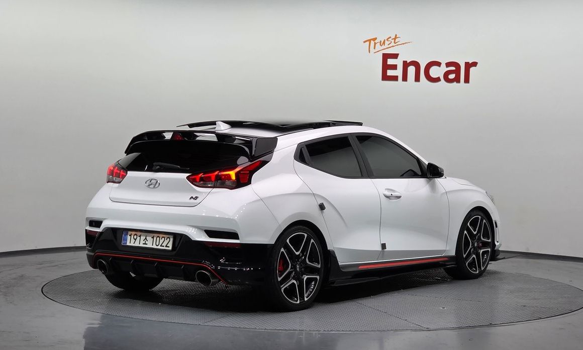 Hyundai Veloster 2023