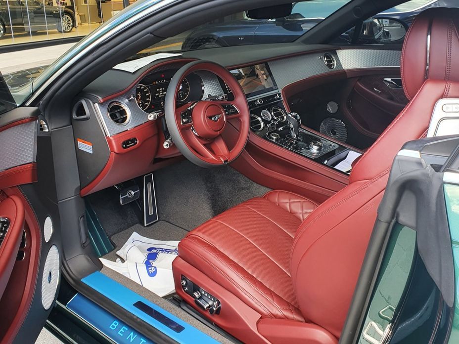 Bentley Continental 2022