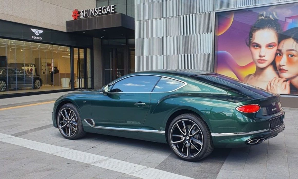 Bentley Continental 2022