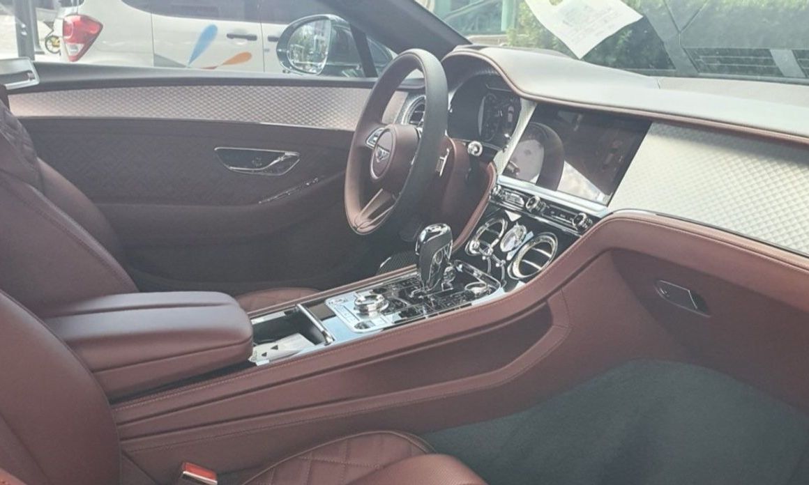 Bentley Continental 2022