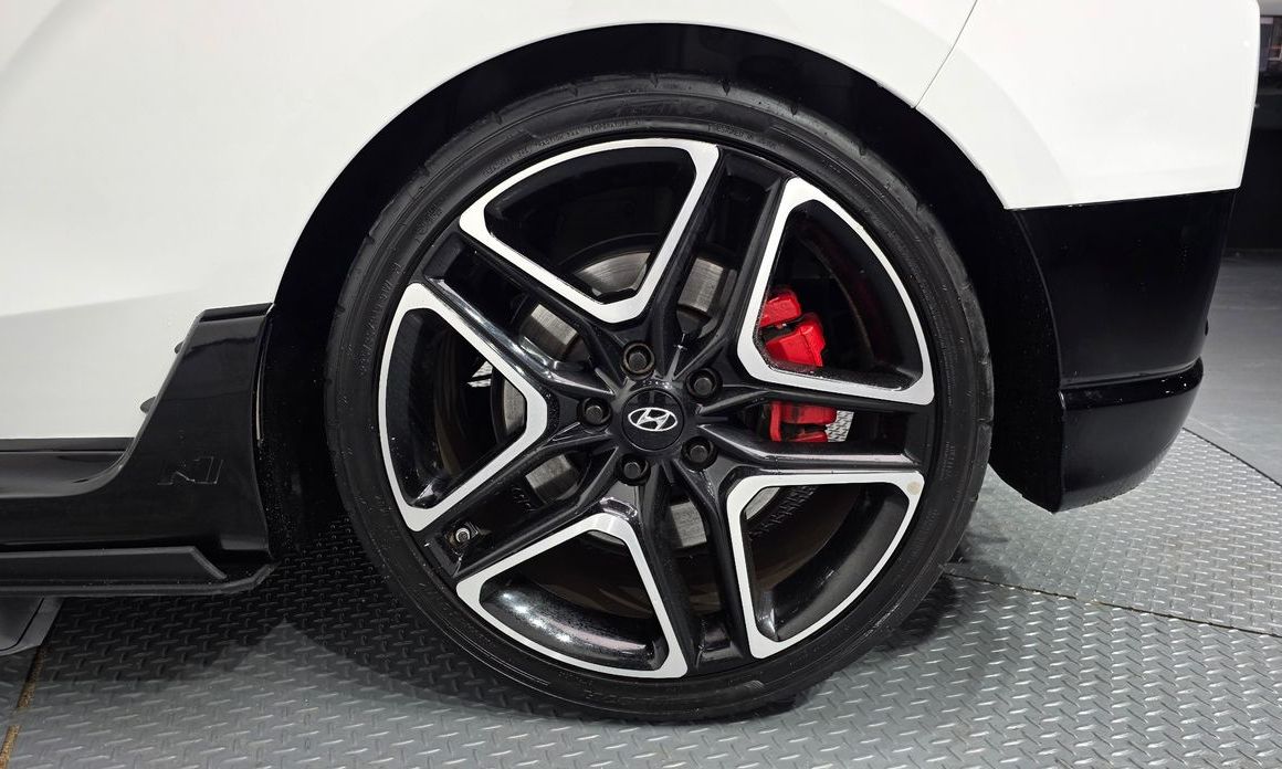 Hyundai Veloster 2023