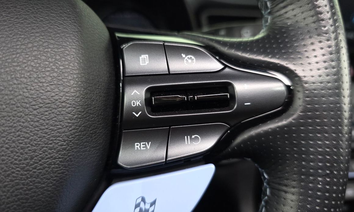Hyundai Veloster 2023