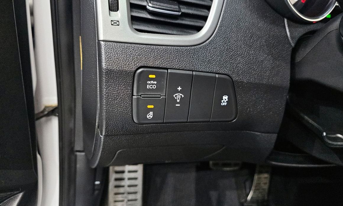 Hyundai AVANTE 2014