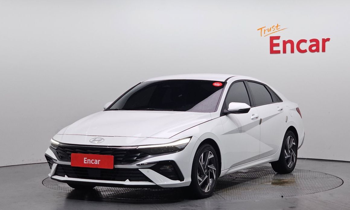 Hyundai AVANTE 2025