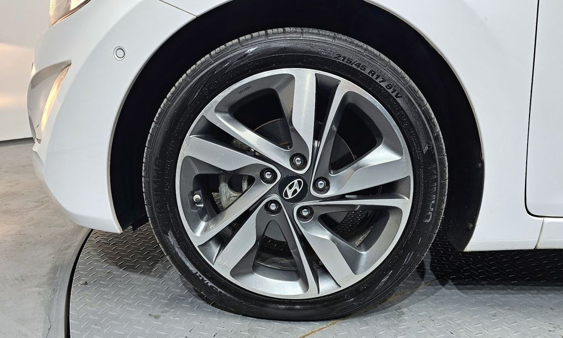 Hyundai AVANTE 2014