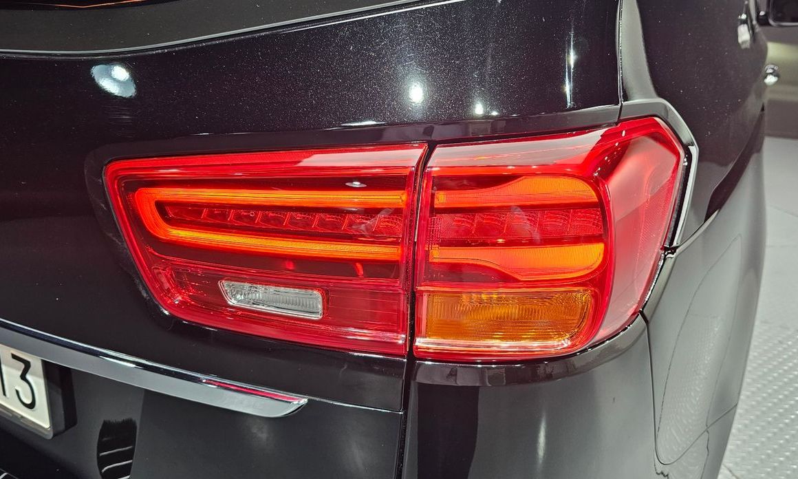 Kia Canival 2020