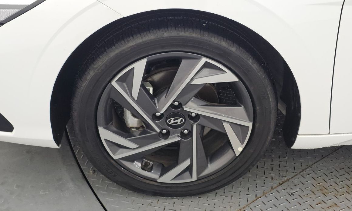 Hyundai AVANTE 2025