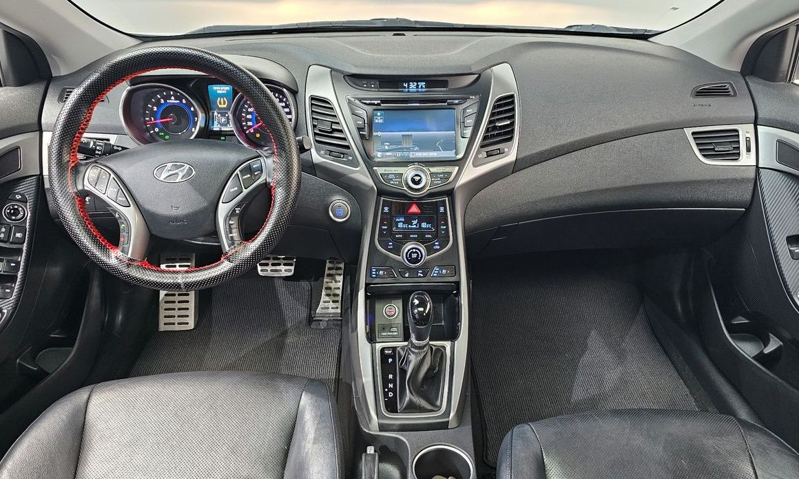 Hyundai AVANTE 2014
