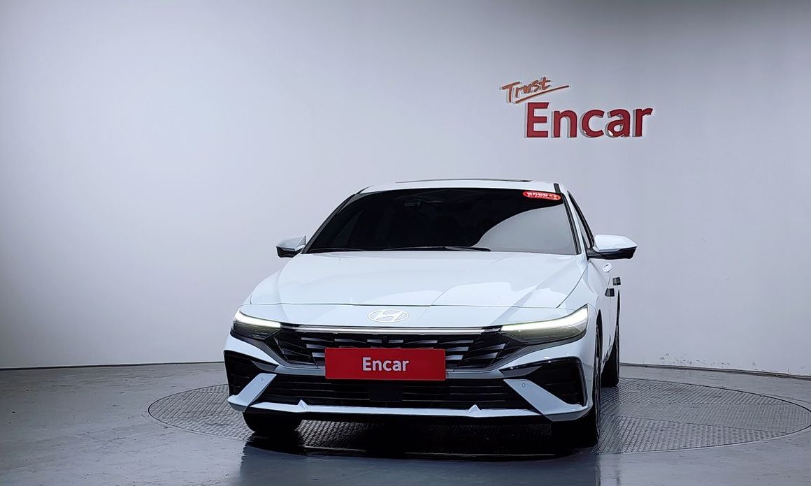 Hyundai AVANTE 2025