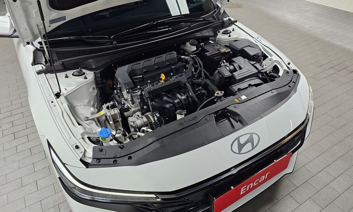 Hyundai AVANTE 2024
