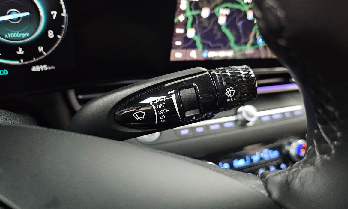Hyundai AVANTE 2024