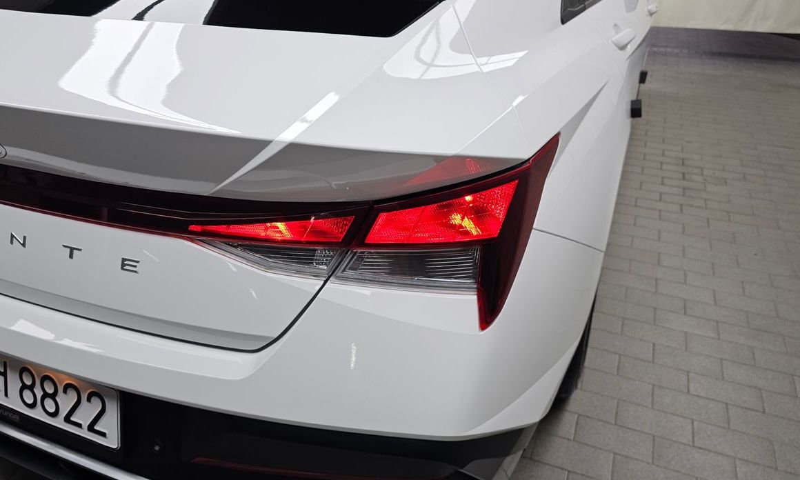 Hyundai AVANTE 2024