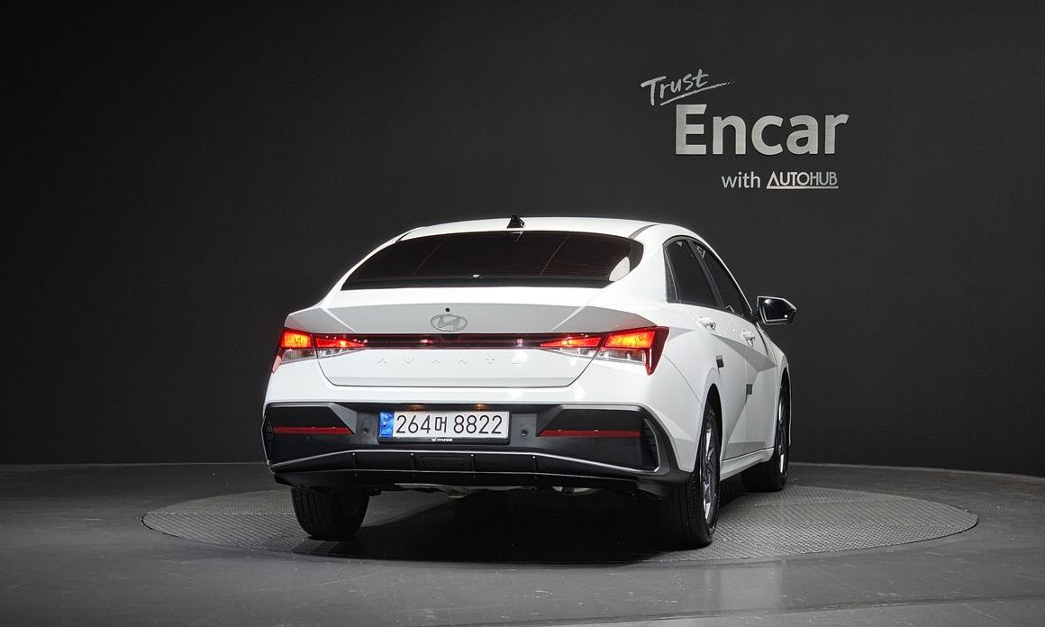 Hyundai AVANTE 2024