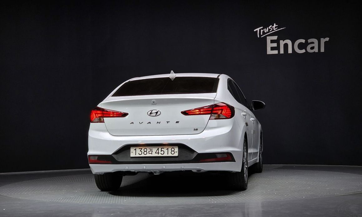 Hyundai AVANTE 2020