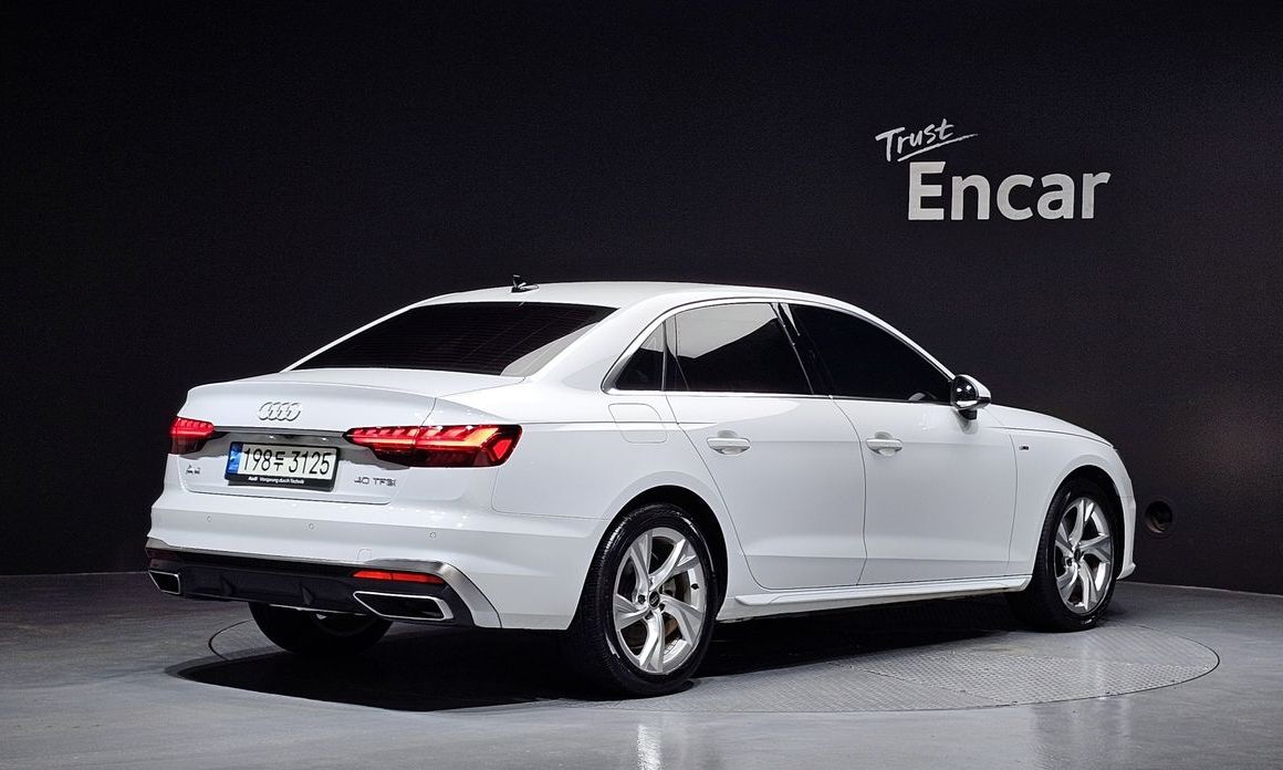 Audi A4 2021