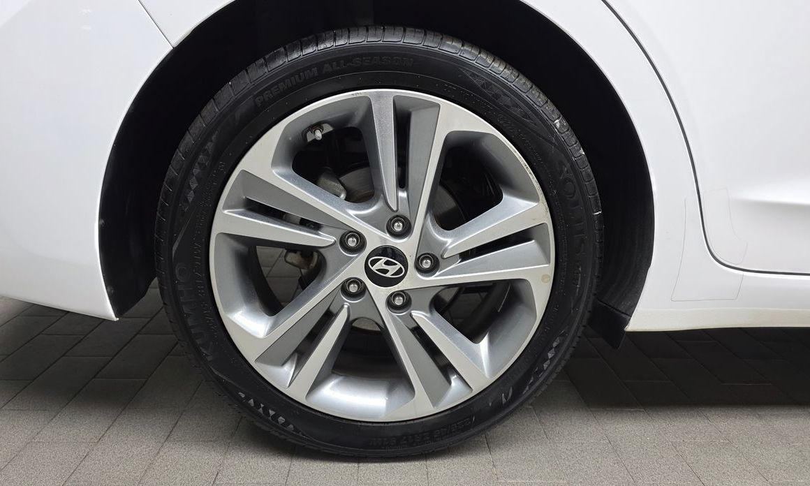 Hyundai AVANTE 2018