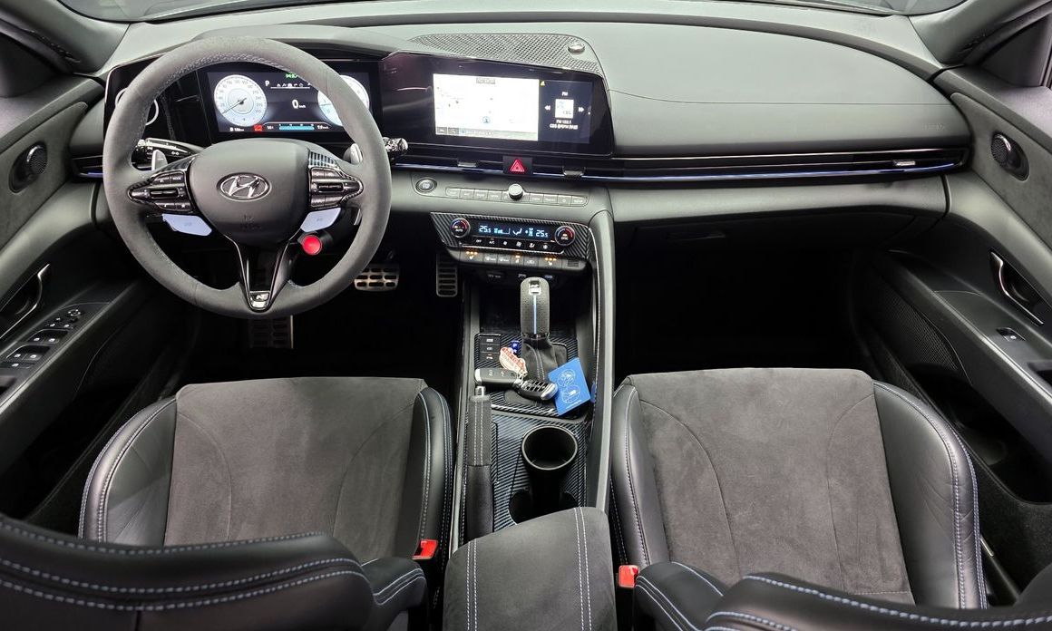 Hyundai AVANTE 2022