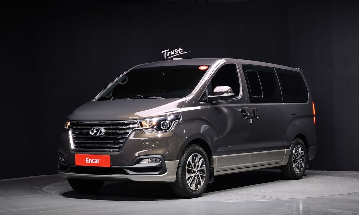 Hyundai Starex 2019