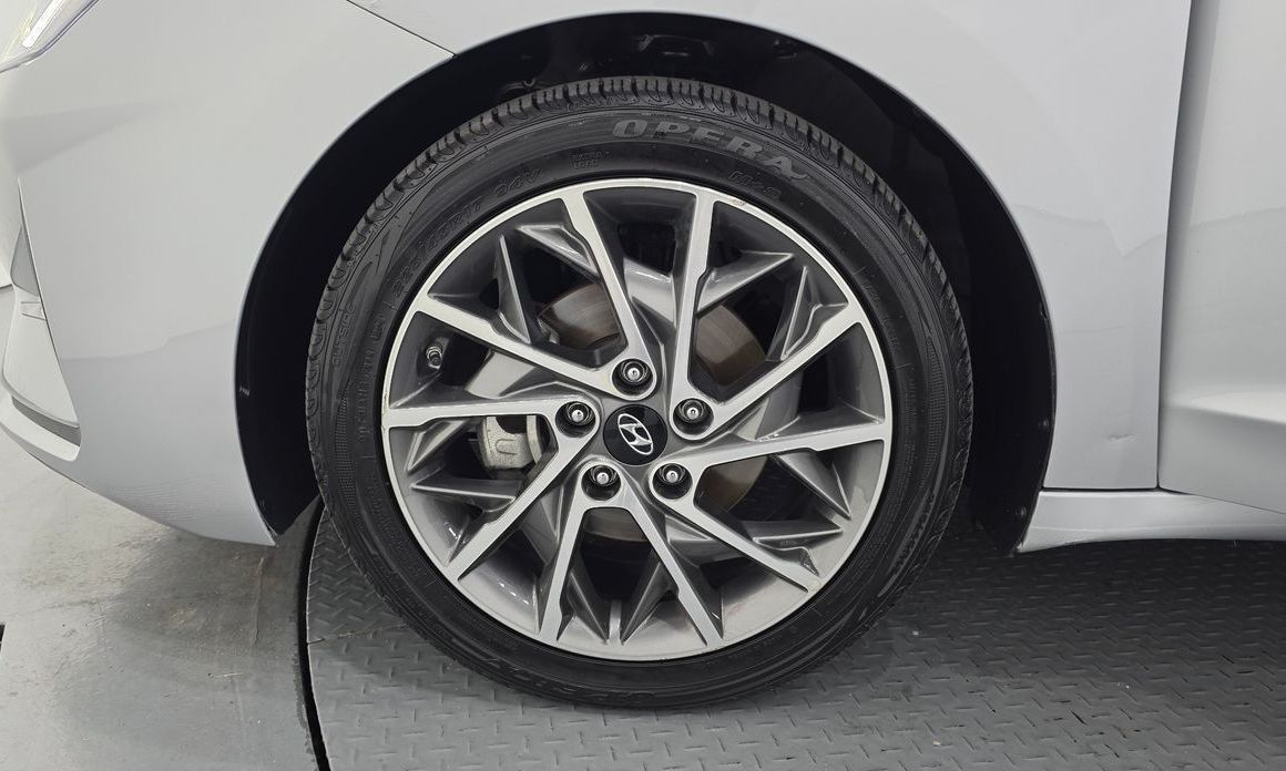 Hyundai AVANTE 2020