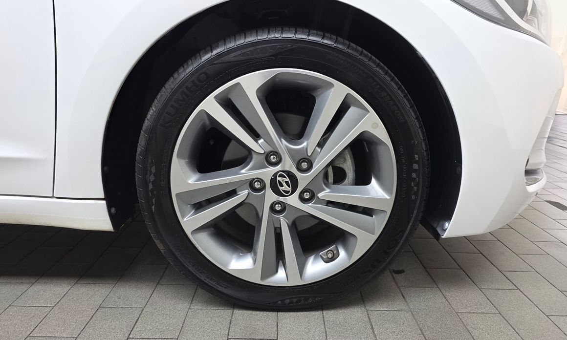 Hyundai AVANTE 2018