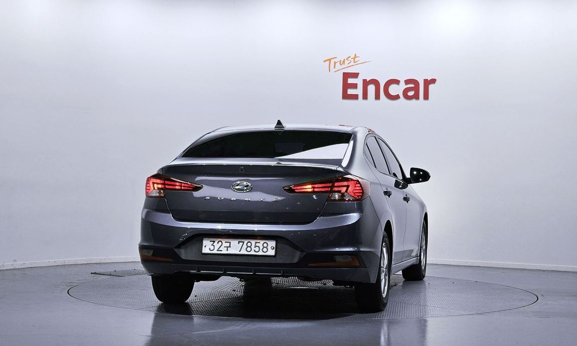Hyundai AVANTE 2020