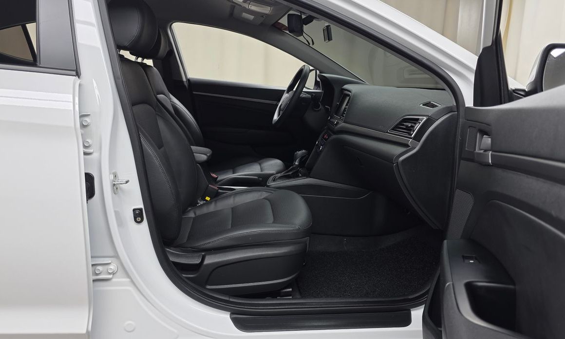 Hyundai AVANTE 2018