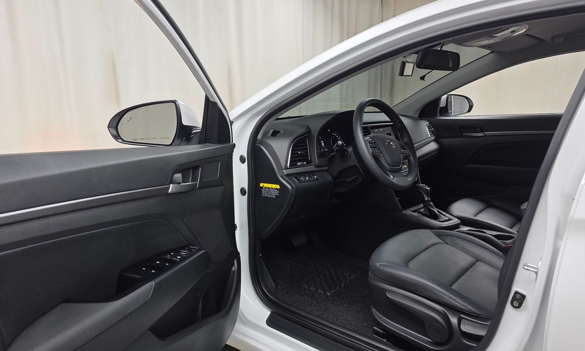 Hyundai AVANTE 2018