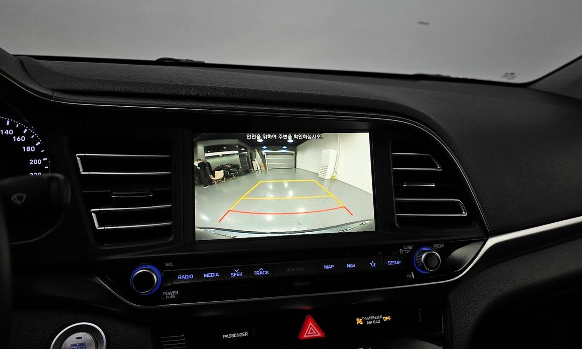 Hyundai AVANTE 2020