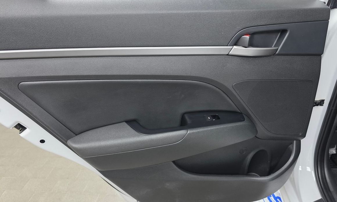 Hyundai AVANTE 2018