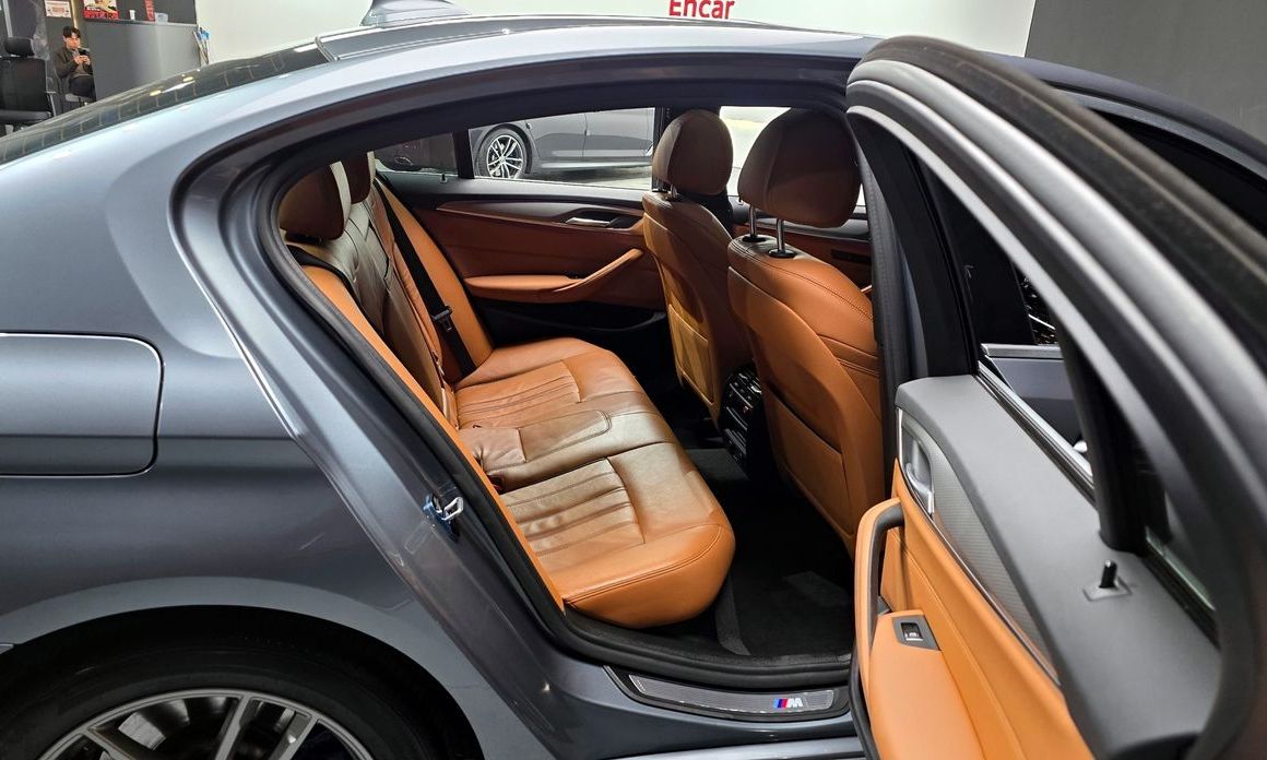 BMW 5-Series 2018