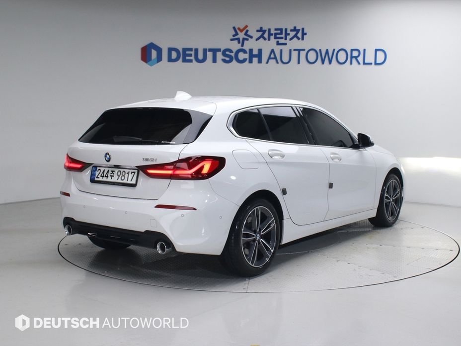 BMW 1-Series 2021