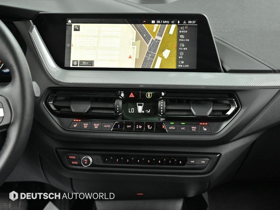 BMW 1-Series 2021