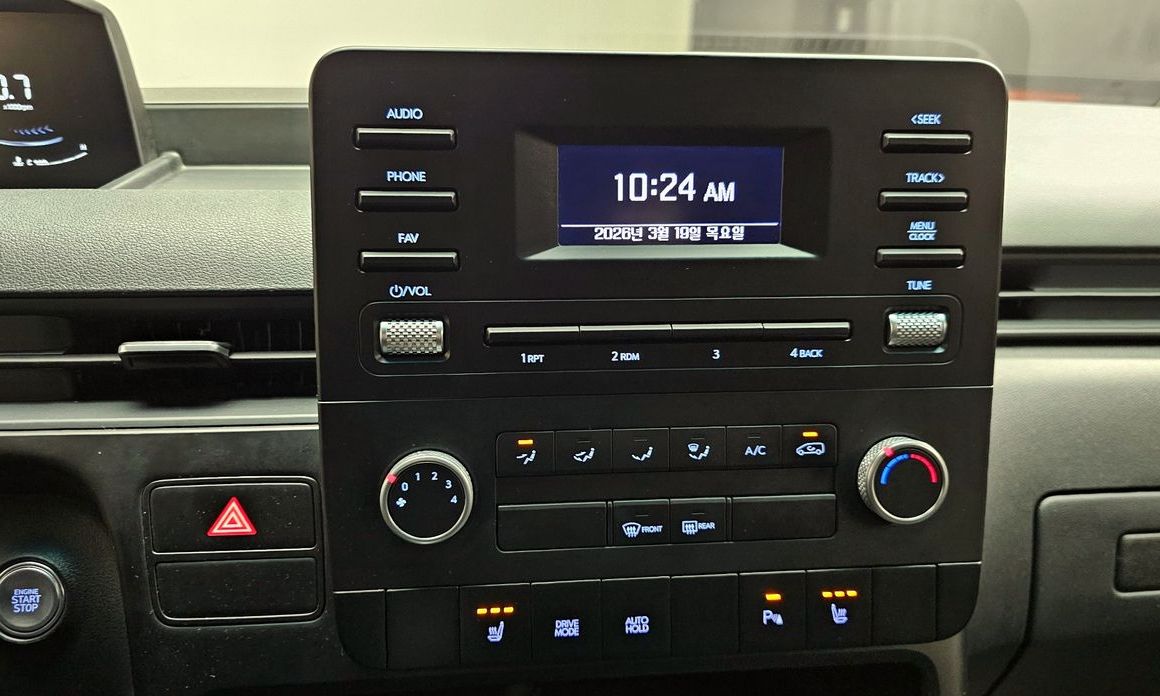 Hyundai Staria 2025