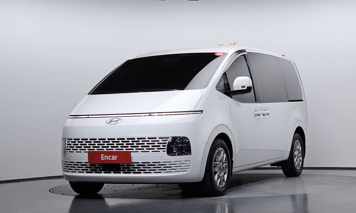 Hyundai Staria 2025