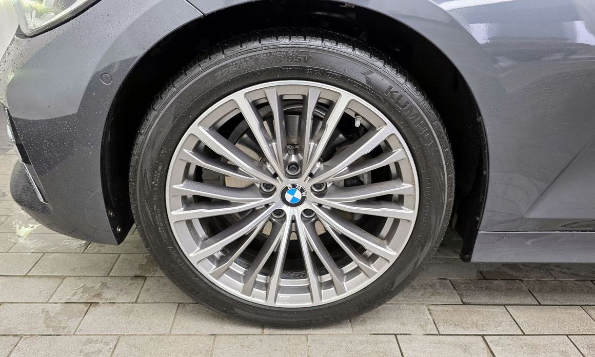 BMW 3-Series 2020