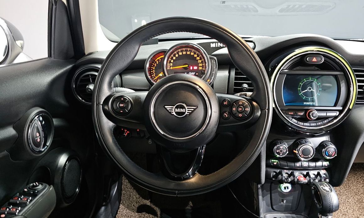 Mini Cooper 2019