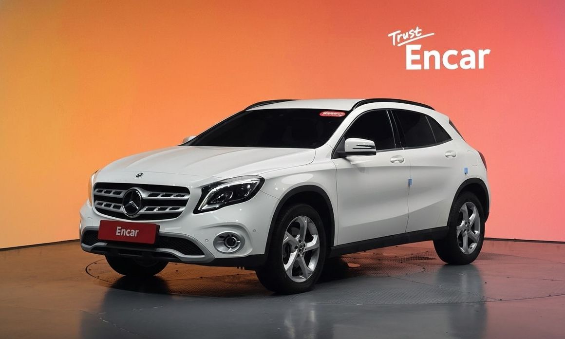 Mercedes-Benz GLA-Class 2019