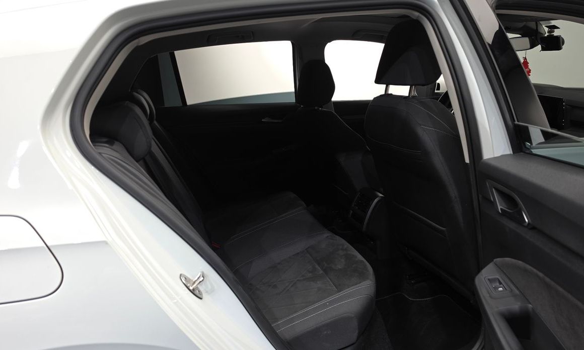 Volkswagen Golf 2023