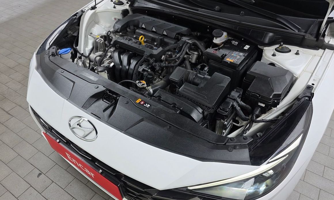 Hyundai AVANTE 2023