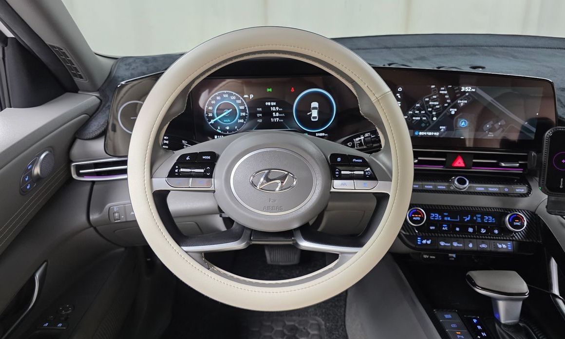 Hyundai AVANTE 2023