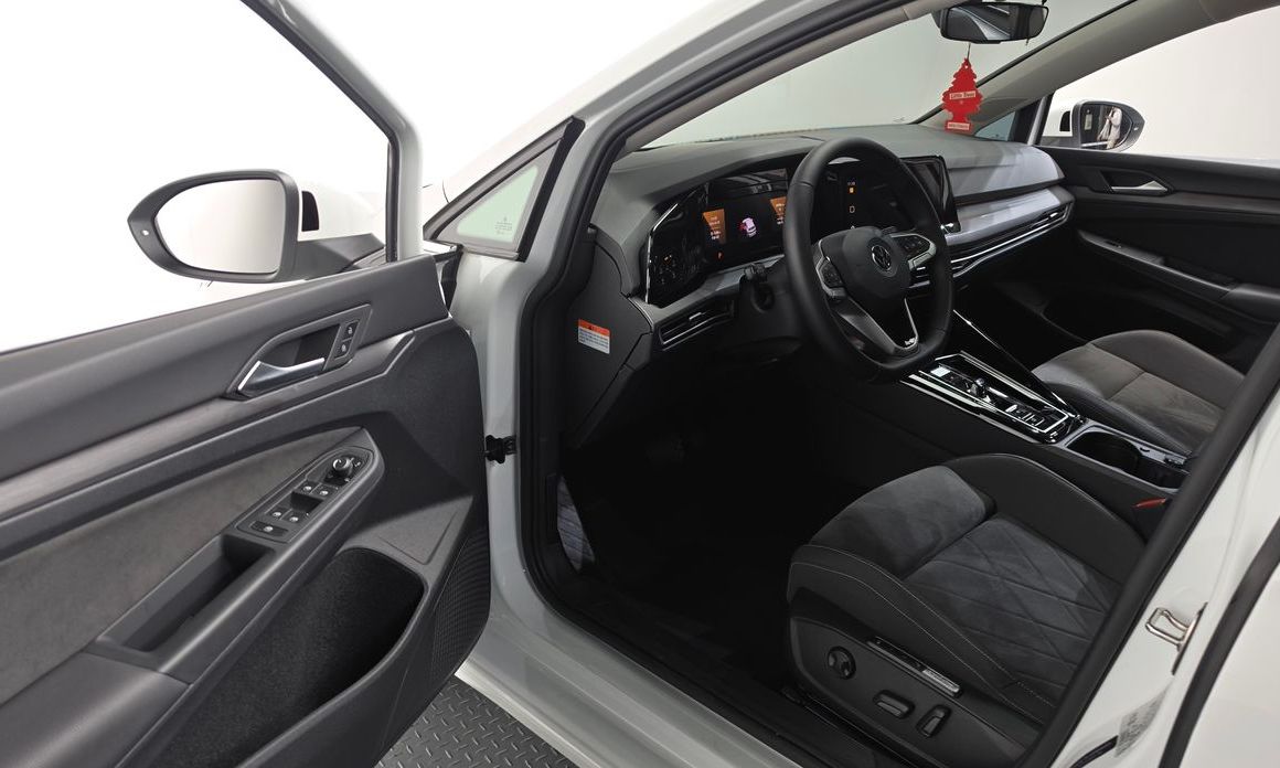 Volkswagen Golf 2023