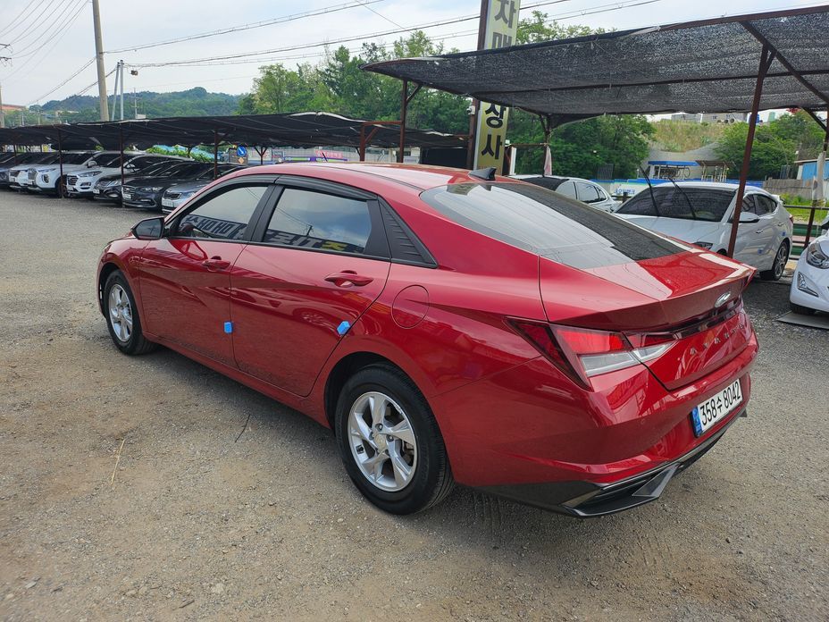 Hyundai AVANTE 2021