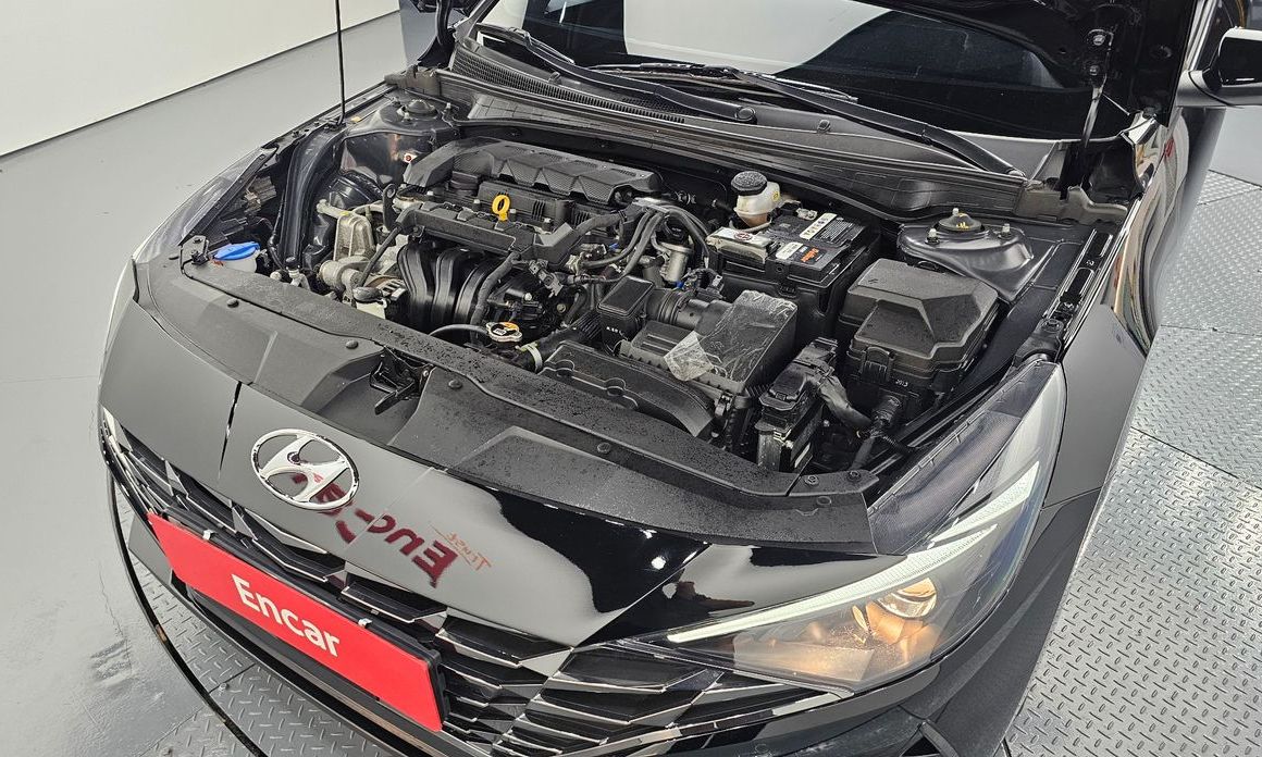 Hyundai AVANTE 2023